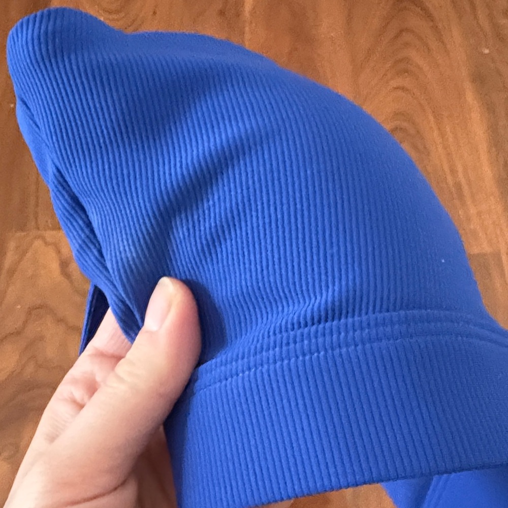 NEW Wilo the Label Blue Sports Bra - Picture 4 of 6